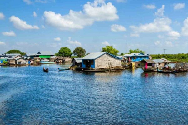 Family Friendly Tour Package at floating village