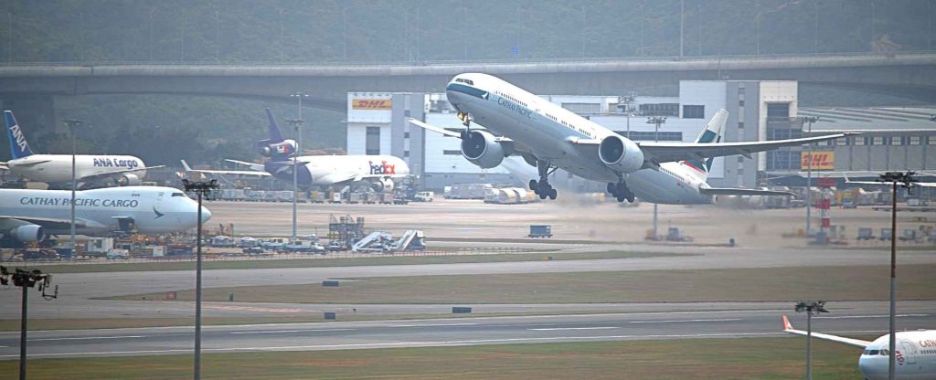 Cathay Pacific resumes flights Phnom Penh toback Hong Kong on July 30 2021 second photo