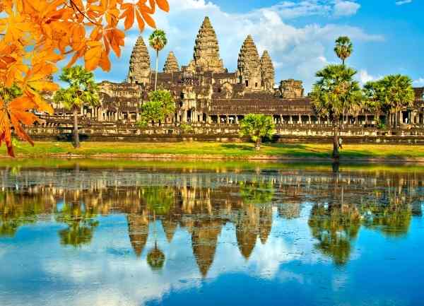 Angkor Temple & Gibbon Spotting Trek