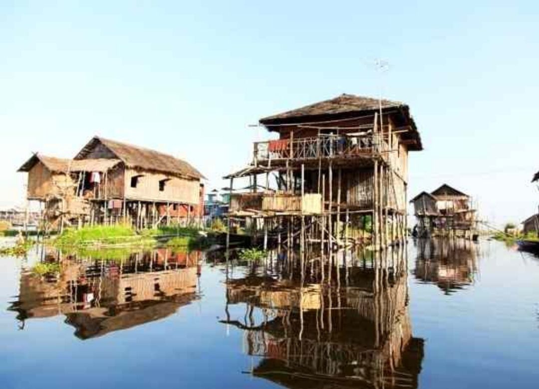 Stilt houses in Kampong Phluk Siem Reap