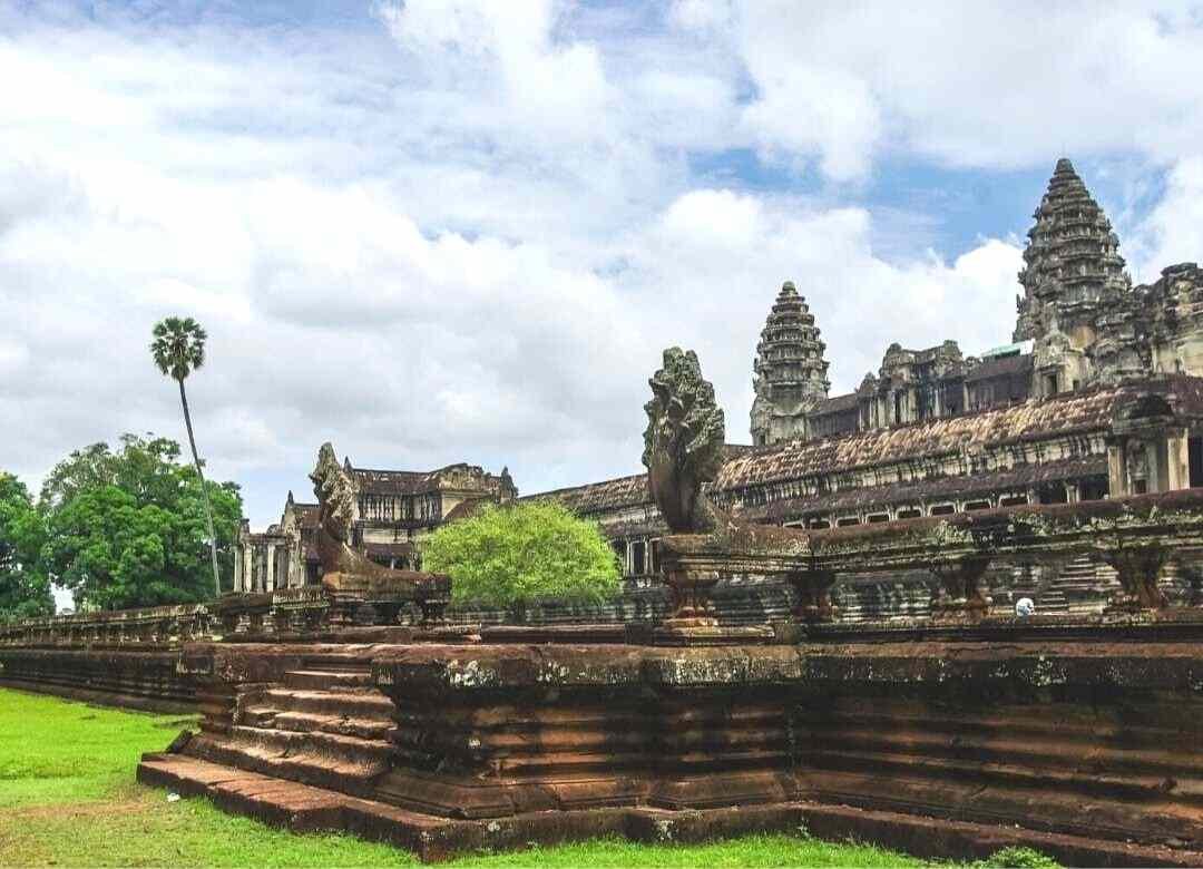The Family-Friendly Package is your solution to the all-in-one Cambodia package. A view of Angkor Wat. 2